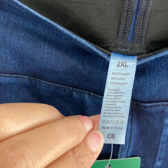 HALARA Dark Blue Denim Capris - Picture 9 of 11